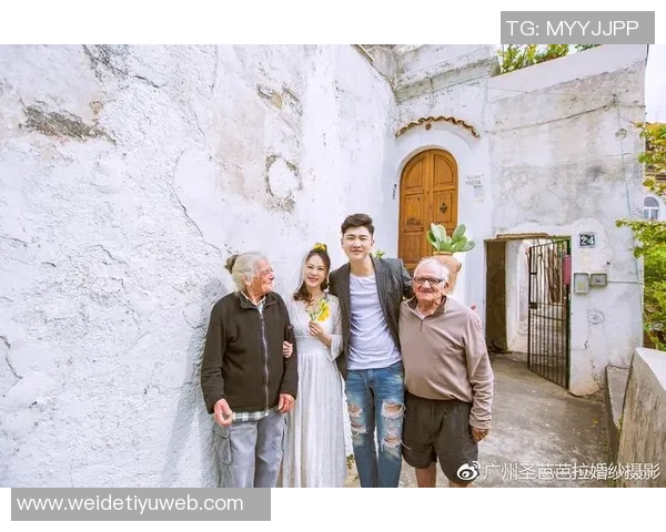 克莱女友甜蜜更新社交媒体秀恩爱我的宝贝我的宝贝让单身狗心碎