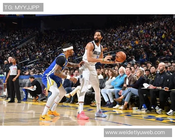 独行侠客场对决掘金克莱有望复出加福德因伤缺席比赛 独行侠客场对决掘金克莱有望复出加福德因伤缺席比赛