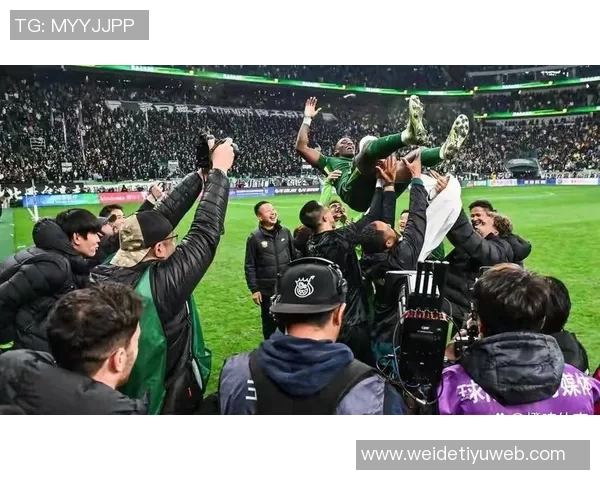 缘分的巧合中超金银靴法比奥与瓦科同年同月同日生