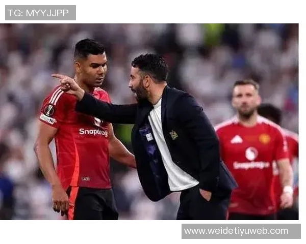 卡塞米罗遭遇撞击后主动请缨下场33岁仍难以替代的他何去何从 卡塞米罗遭遇撞击后主动请缨下场33岁仍难以替代的他何去何从