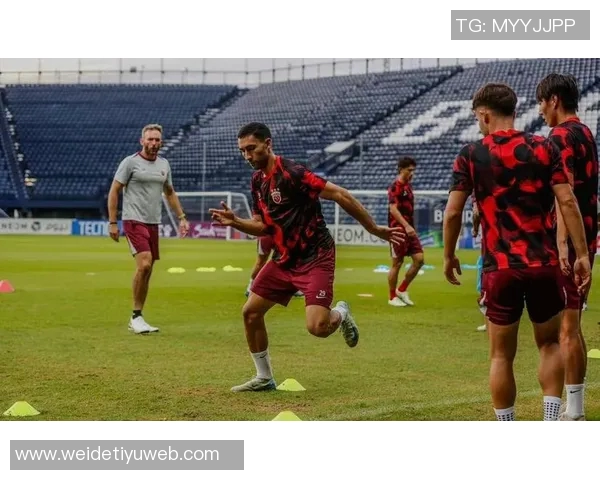 武里南联主帅透露针对海港的详细战术计划成功助力球队打入两球 武里南联主帅透露针对海港的详细战术计划成功助力球队打入两球